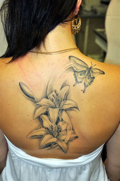 Tatouage Fleur Femme 45 idées de tatouage floral - Femme Actuelle